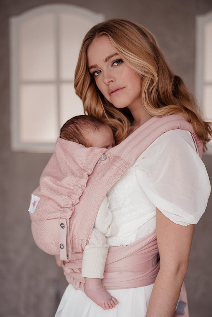 KOKADI Mochila porta-bebés TaiTai Heart2Heart Rosé