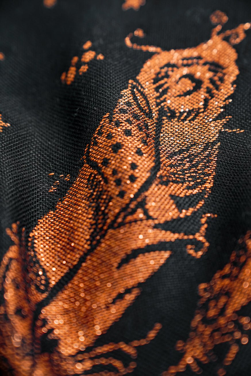 Florian Feathers Snuggle Blanket - KOKADI